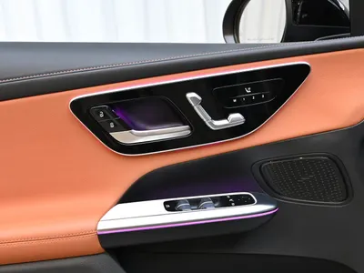 2024 مرسيدس - بنز جي إل سي 200