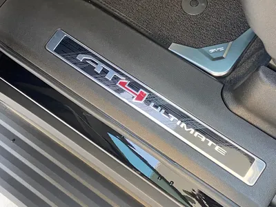 2025 جي ام سي يوكون اي تي 4