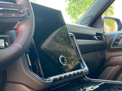 2025 جي ام سي يوكون اي تي 4