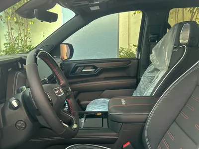 2025 جي ام سي يوكون اي تي 4