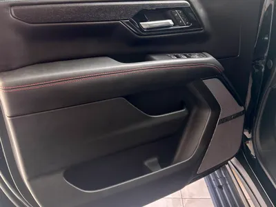 2025 جي ام سي يوكون اي تي 4