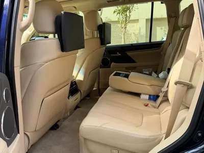 2019 لكزس إل إكس 570 اس