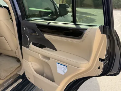 2019 لكزس إل إكس 570 اس