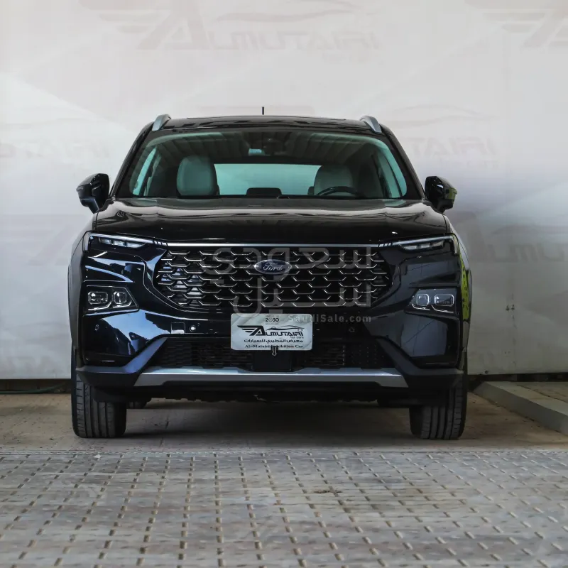 2024 فورد تيريتوري تيتانيوم بلس
