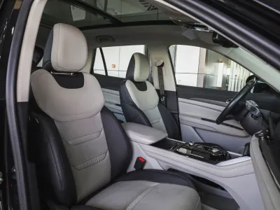 2024 فورد تيريتوري تيتانيوم بلس