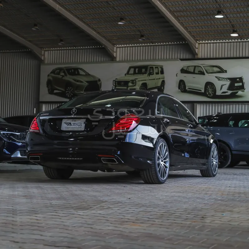 2017 مرسيدس - بنز إس 400