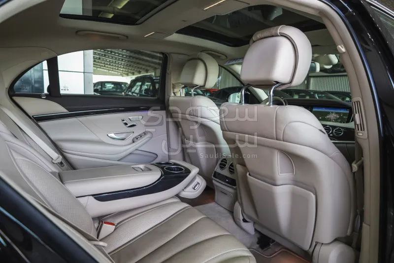 2017 مرسيدس - بنز إس 400