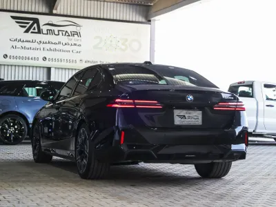 2025 بي ام دبليو الفئة الخامسة 520 أي