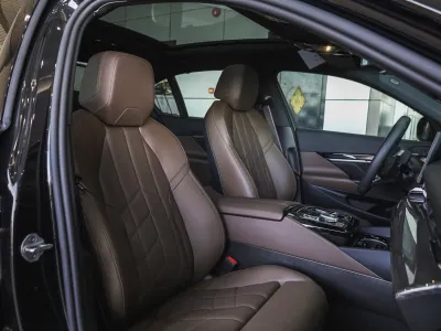 2025 بي ام دبليو الفئة الخامسة 520 أي