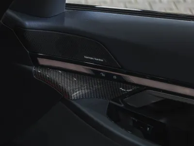 2025 بي ام دبليو الفئة الخامسة 520 أي