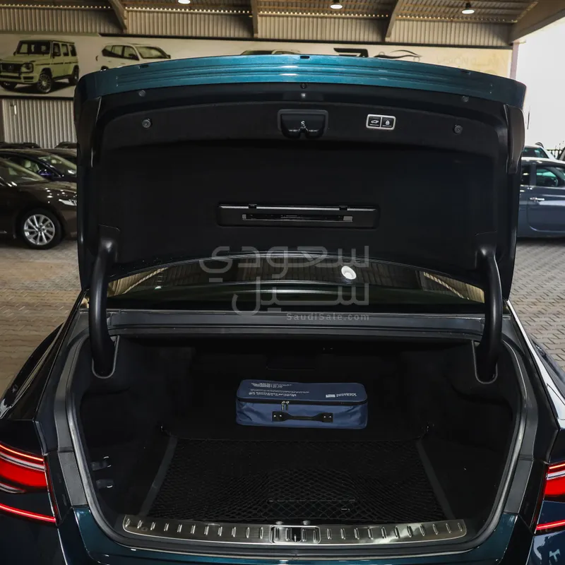 2023 جينيسيس جي 90