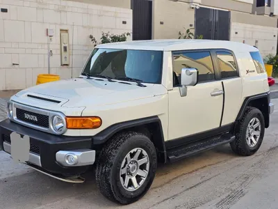 2022 تويوتا اف جي كروزر اكستريم