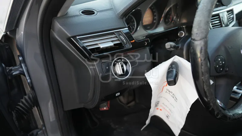 2012 مرسيدس - بنز إي 200