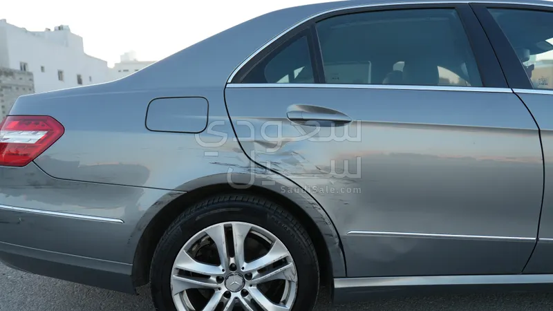 2012 مرسيدس - بنز إي 200