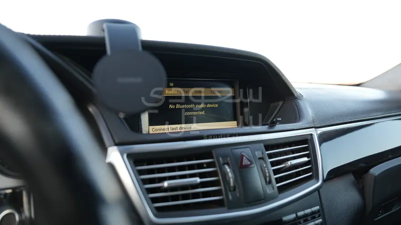 2012 مرسيدس - بنز إي 200