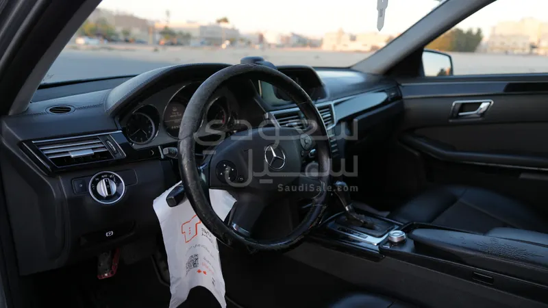 2012 مرسيدس - بنز إي 200