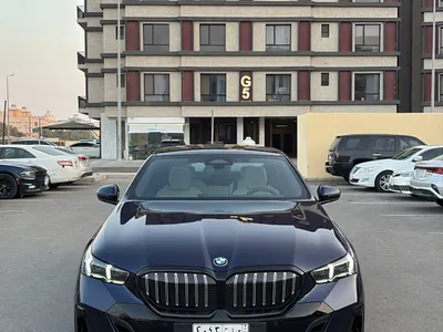 2025 بي ام دبليو الفئة الخامسة 520 أي إم كت