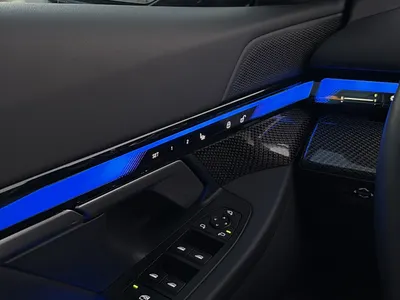 2025 بي ام دبليو الفئة الخامسة 520 أي إم كت