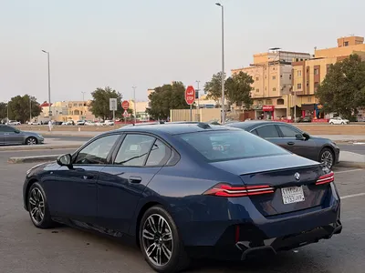 2024 بي ام دبليو الفئة الخامسة 520 أي إم كت