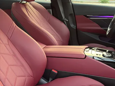 2024 بي ام دبليو الفئة الخامسة 520 أي إم كت