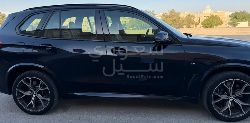 2019 بي ام دبليو الفئة اكس 5 إم كت