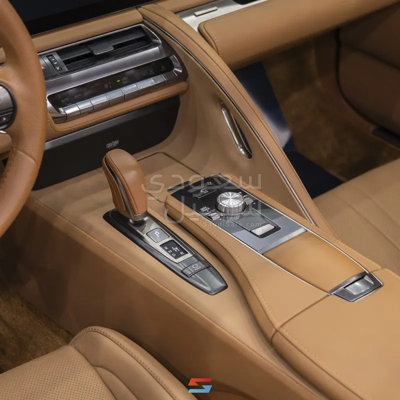 2024 لكزس إل سي 500