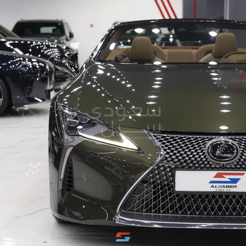 2024 لكزس إل سي 500