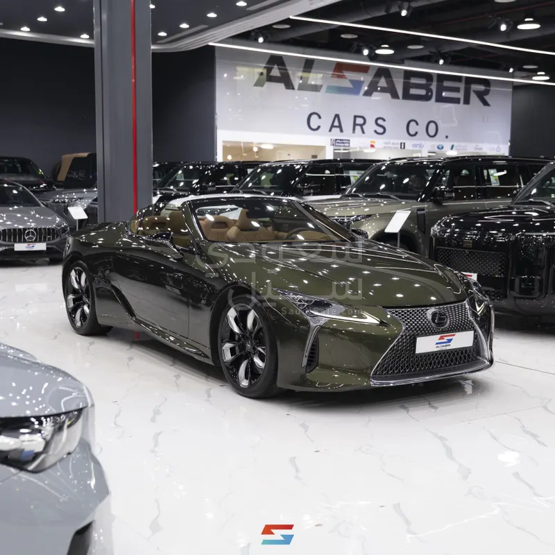 2024 لكزس إل سي 500