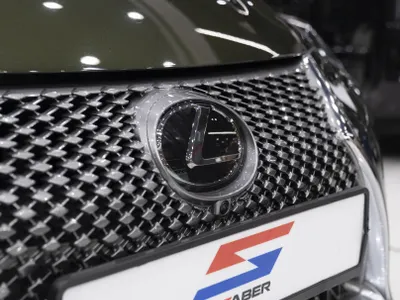 2024 لكزس إل سي 500