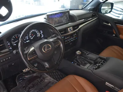 2021 لكزس إل إكس 570 اس