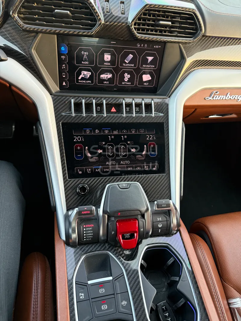 2019 لمبرجيني اوروس