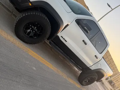 2023 دودج رام تي ار اكس