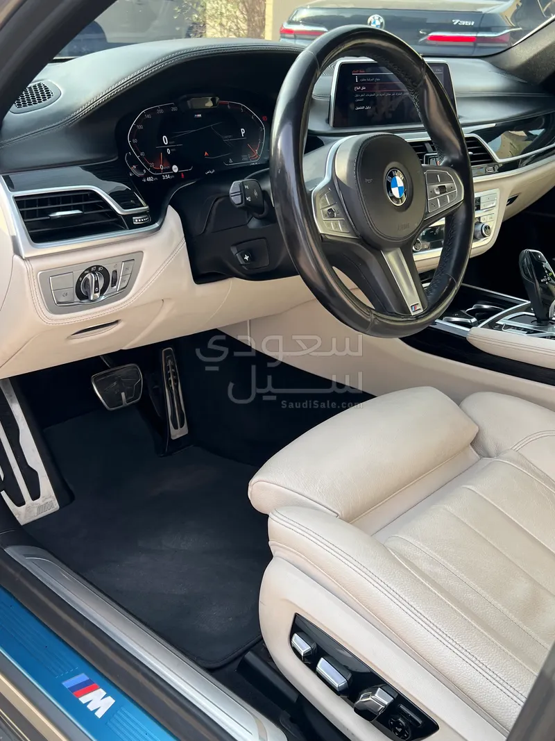 2020 بي ام دبليو الفئة السابعة 730 إل أي