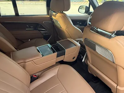 2022 لاند روفر رينج روفر فوج