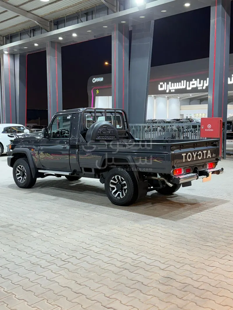 2025 تويوتا لاند كروزر شاص