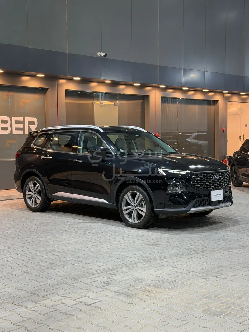 2024 فورد تيريتوري تيتانيوم بلس