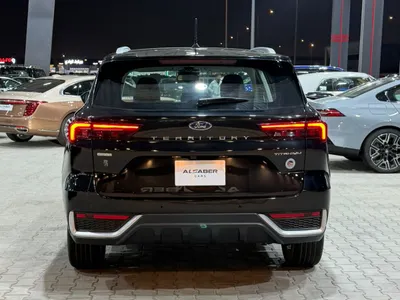 2024 فورد تيريتوري تيتانيوم بلس