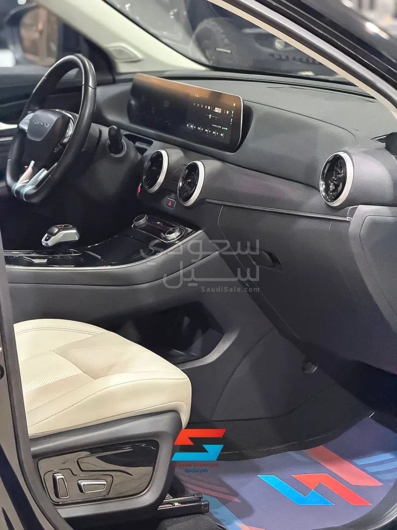 2023 فور ثينج تي 5 ايفو