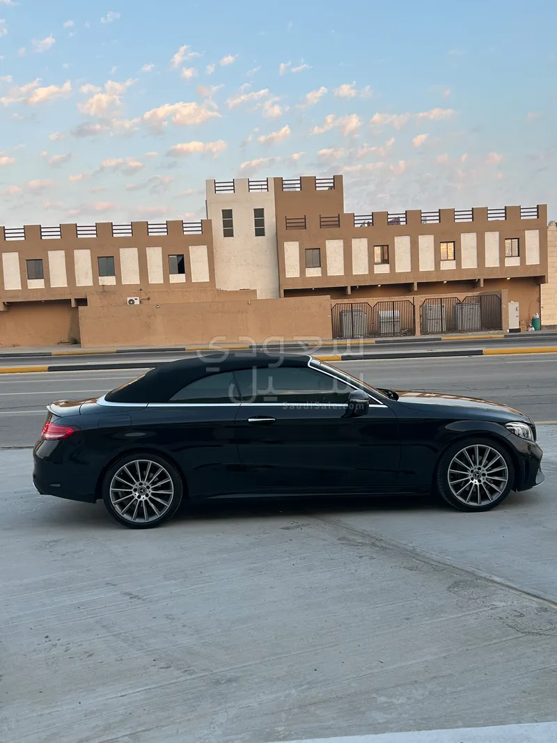 2023 مرسيدس - بنز سي 200 أي إم جي كوبيه