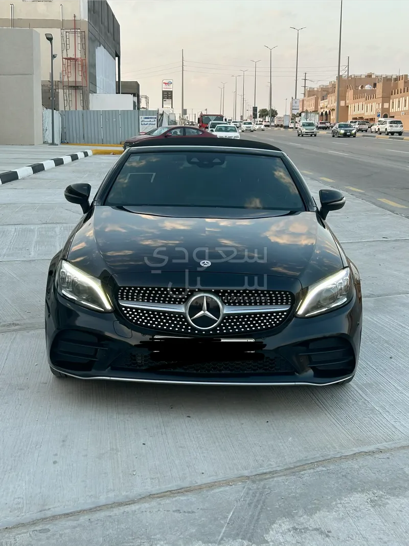 2023 مرسيدس - بنز سي 200 أي إم جي كوبيه