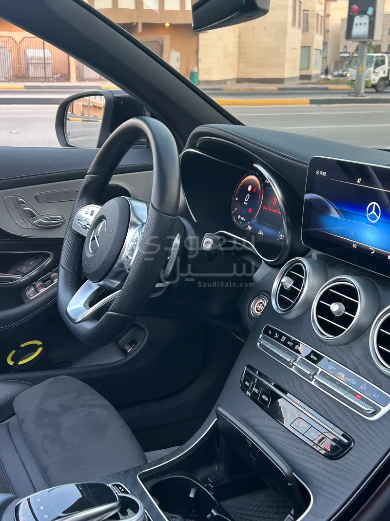 2023 مرسيدس - بنز سي 200 أي إم جي كوبيه