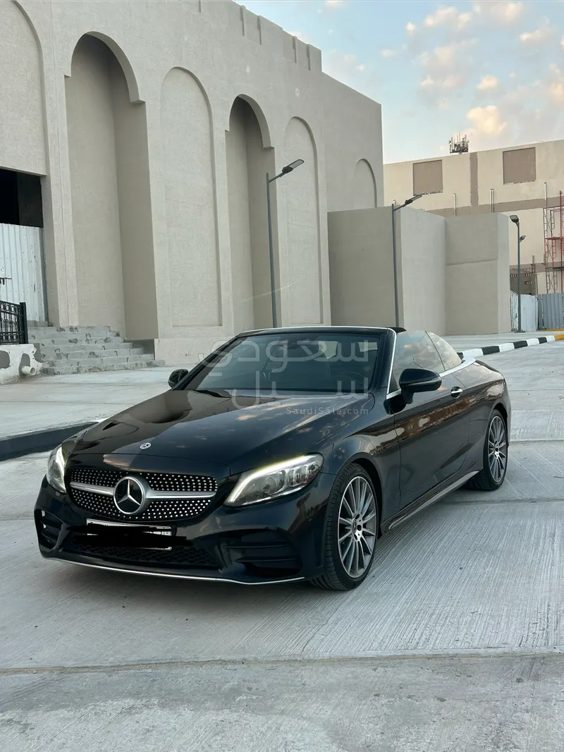 2023 مرسيدس - بنز سي 200 أي إم جي كوبيه