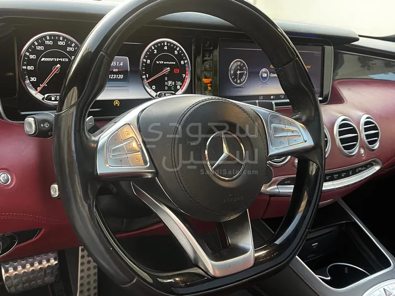 2015 مرسيدس - بنز إس 63 كوبيه