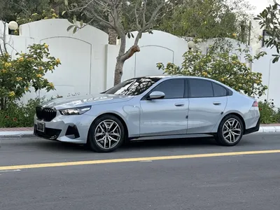 2024 بي ام دبليو الفئة الخامسة 520 أي