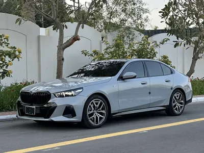 2024 بي ام دبليو الفئة الخامسة 520 أي