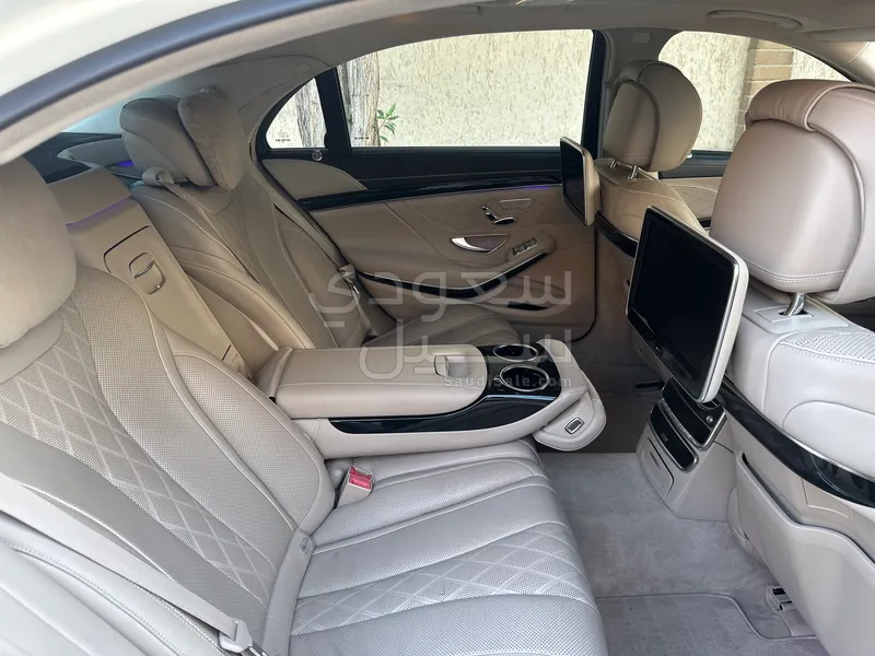 2016 مرسيدس - بنز إس 400