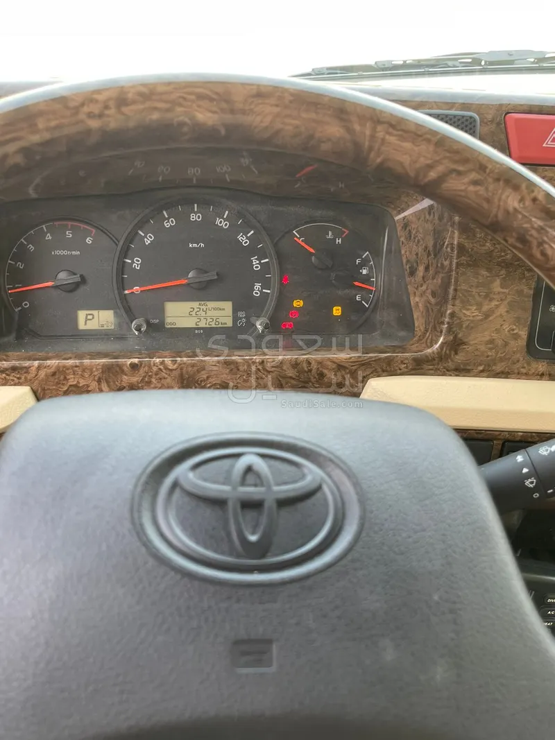 2024 تويوتا كوستر