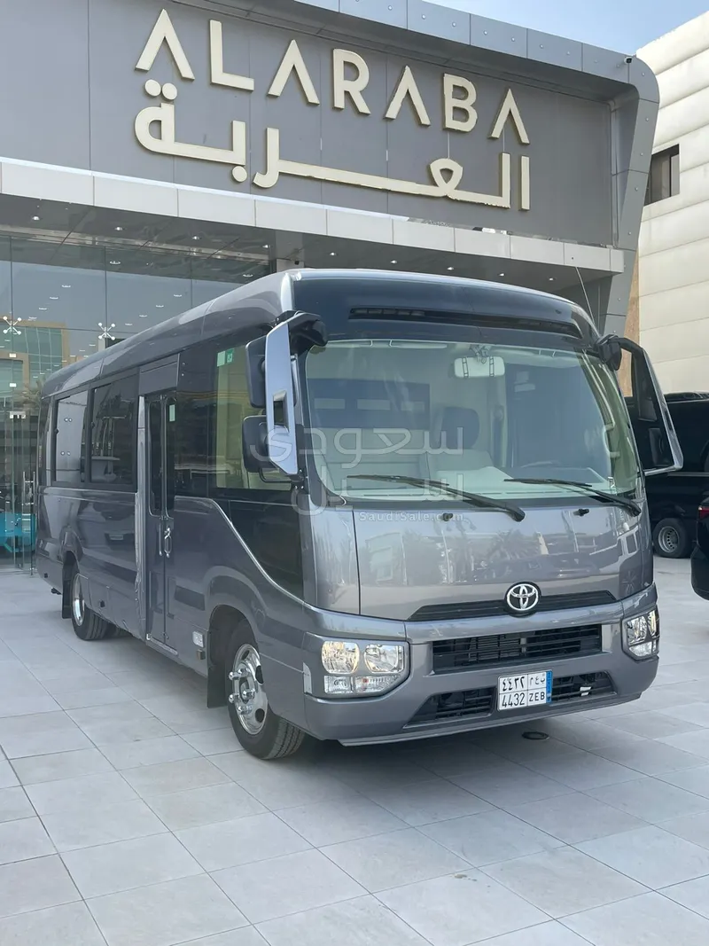 2024 تويوتا كوستر