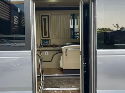 2024 تويوتا كوستر