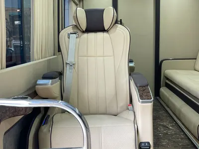 2024 تويوتا كوستر